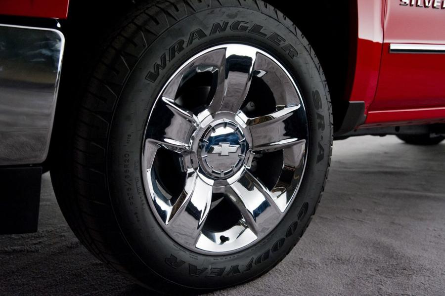  Chevrolet Silverado 2014 года  (фото 67 из 104)